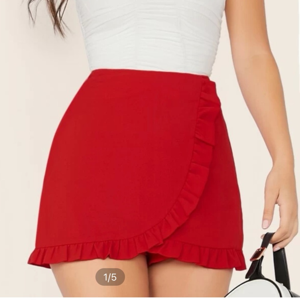 Red mini skort